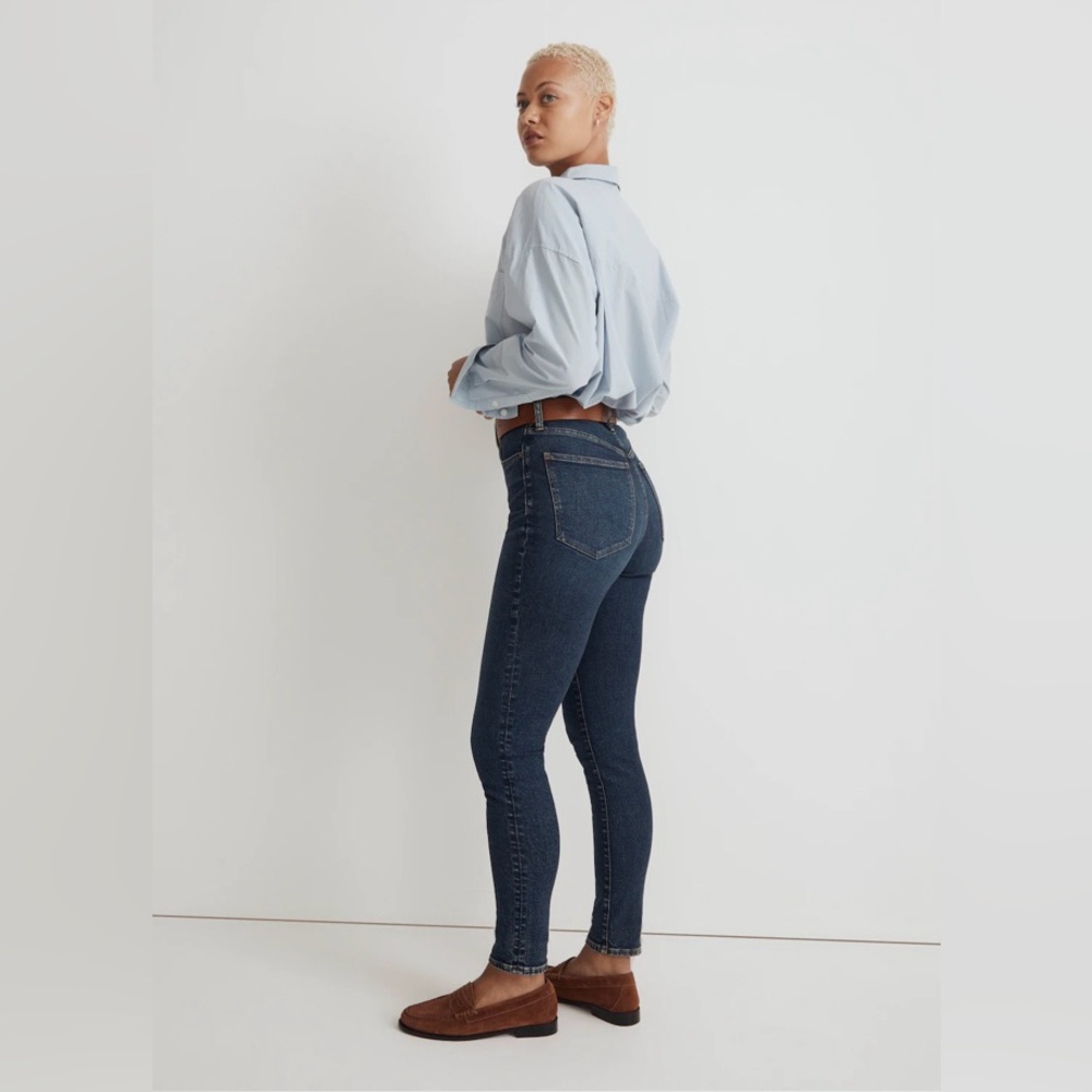 Madewell Curvy Roadtripper Authentic Skinny - Picture 2 of 11